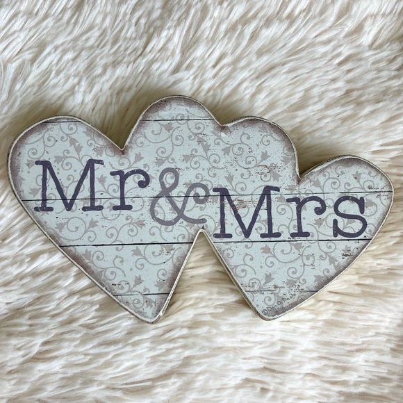 Mr & Mrs 2 Hearts United Wooden Decoration from Francesca’s - Picture 1 of 2